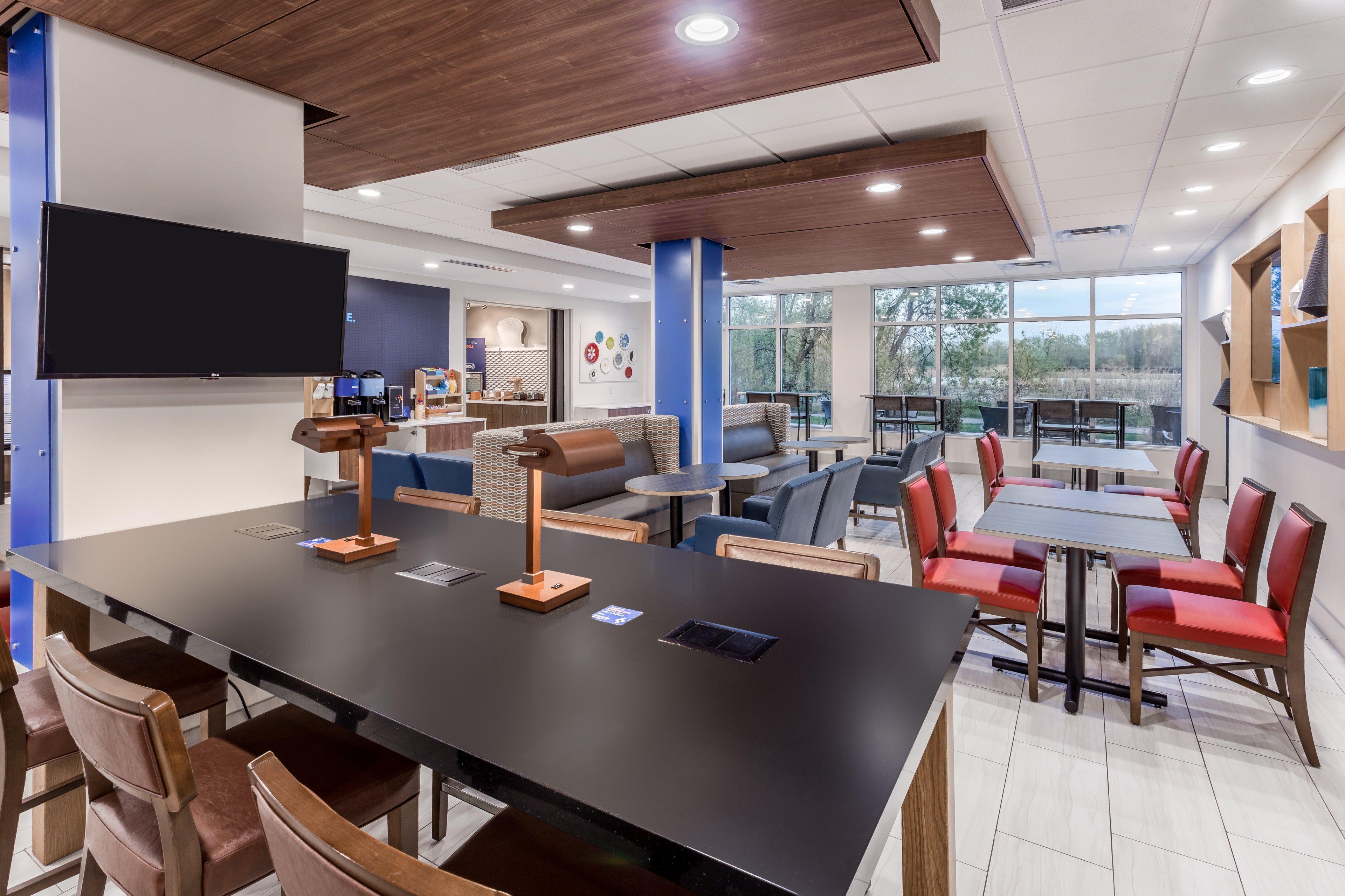 Holiday Inn Express & Suites Hammond By Ihg Buitenkant foto